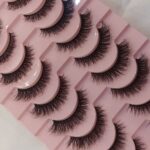 Glam winged eyelashes